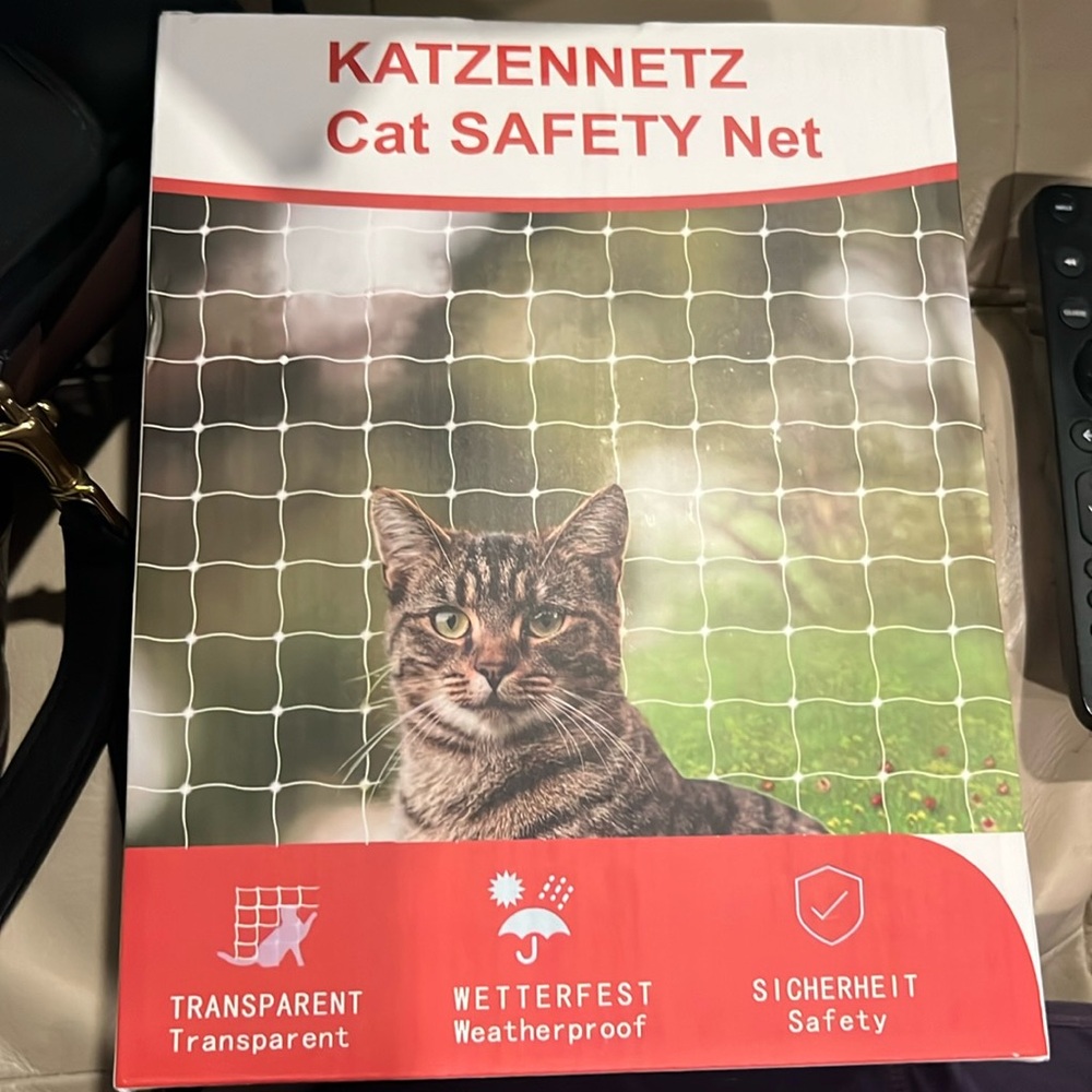 Cat safety netting